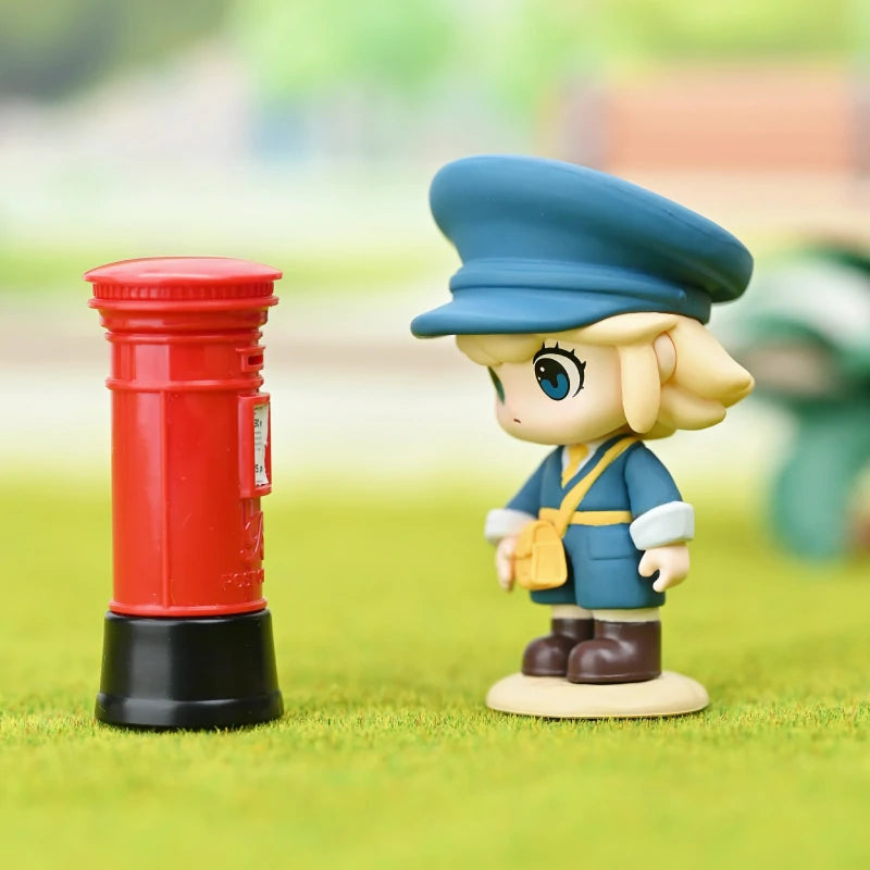 Momo: Holiday Life Series